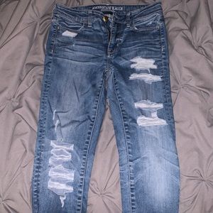 american eagle super stretch ripped jeans